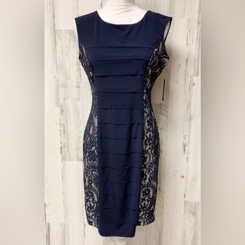 Women’s Blue Lace Sheath Dress